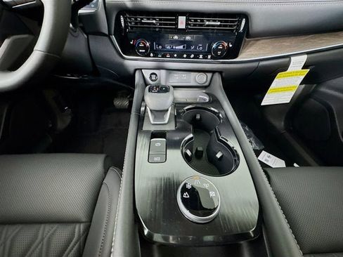 New 2026 Nissan Rogue Platinum image 33