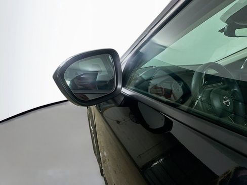 Used 2024 Nissan Rogue S image 36