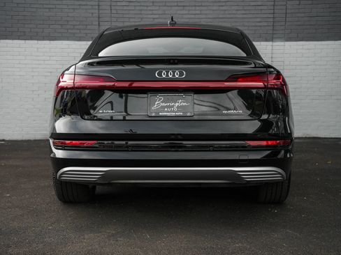 Used 2020 Audi e-tron Premium Plus AWD/4WD image 4
