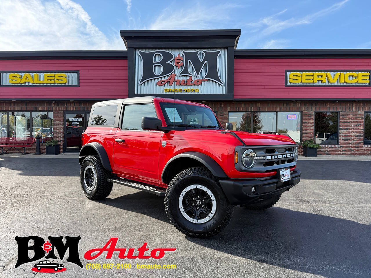 Used 2023 Ford Bronco Big Bend w/ Sasquatch Package AWD/4WD image 1