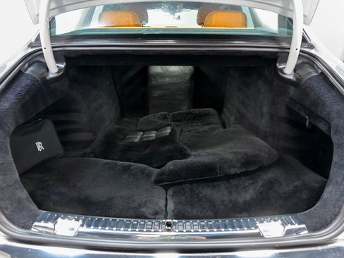 Used 2022 Rolls-Royce Phantom Sedan w/ The Phantom Package RWD image 64
