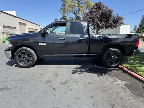 Used 2017 RAM 1500 Classic SLT image 7