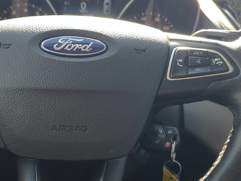 Used 2018 Ford Escape SEL AWD/4WD image 16