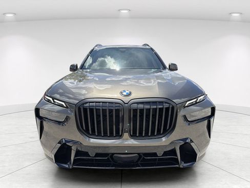 New 2027 BMW X7 xDrive40i w/ Executive Package AWD/4WD image 2