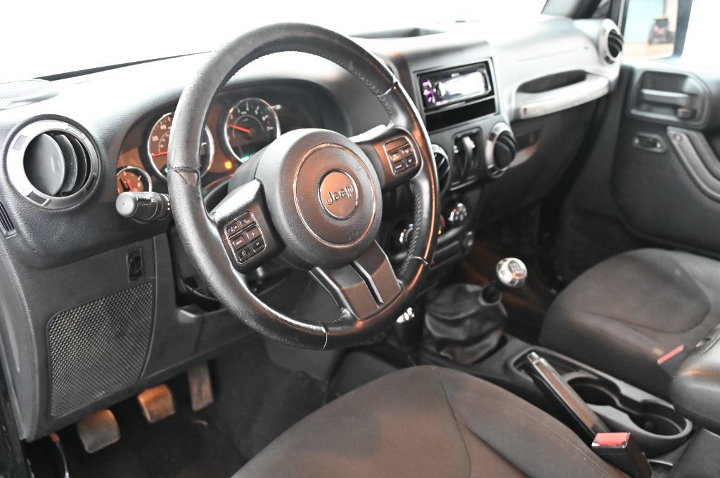 Used 2015 Jeep Wrangler Sport w/ Quick Order Package 23S AWD/4WD image 22