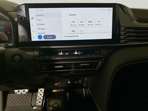 Used 2025 Toyota Camry SE w/ Multimedia Upgrade Package FWD image 24