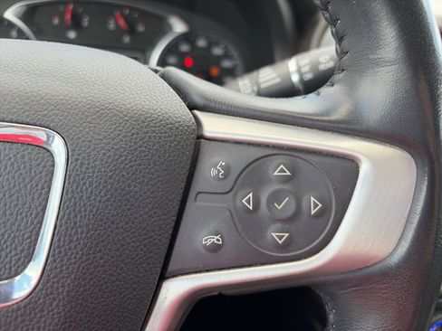 Used 2019 GMC Acadia SLT image 19