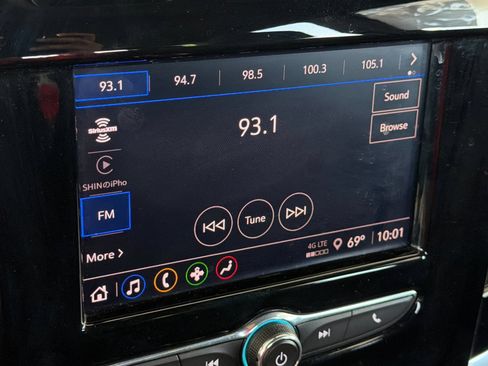 Used 2023 Chevrolet Traverse LT FWD image 22