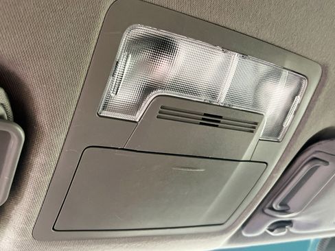 Used 2012 Toyota Camry SE image 22