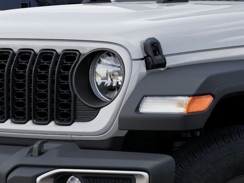 New 2026 Jeep Gladiator Sport image 7