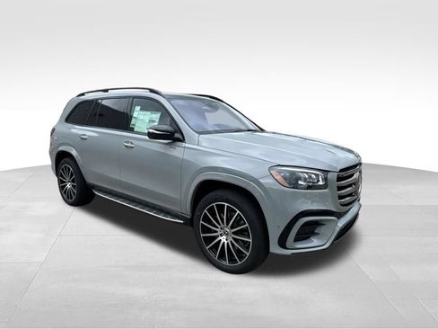New 2026 Mercedes-Benz GLS 580 4MATIC image 7