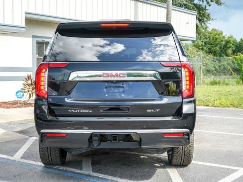 Used 2023 GMC Yukon SLT w/ SLT Premium Package AWD/4WD image 5
