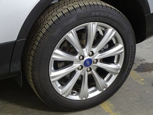 Used 2018 Ford Escape Titanium image 42