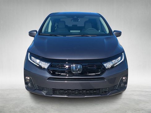 New 2026 Honda Odyssey Touring image 9