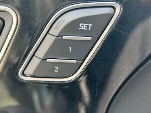 Used 2017 Audi Q7 3.0T Premium Plus w/ Premium Plus Package image 25