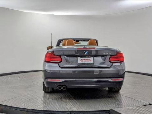Used 2021 BMW 230i Convertible w/ Premium Package image 6