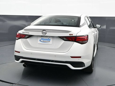 Used 2025 Nissan Sentra SR FWD image 7