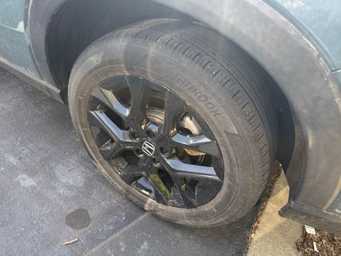 Used 2023 Honda HR-V Sport image 10