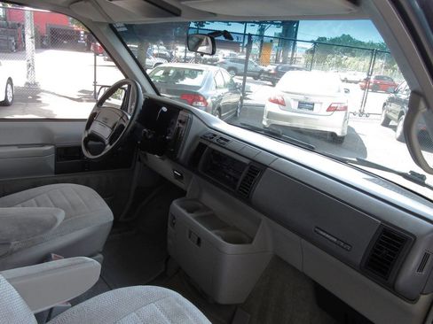 Used 1995 GMC Safari Passenger image 18