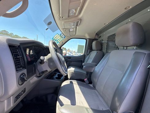Used 2020 Nissan NV 1500 SV RWD image 12