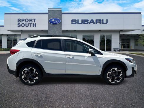 Used 2021 Subaru Crosstrek 2.5i Limited w/ Moonroof Package 2 AWD/4WD image 2