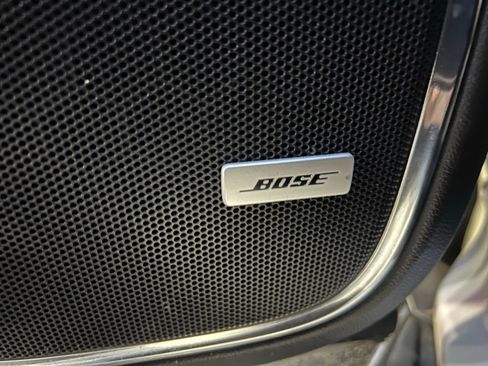 Used 2017 GMC Yukon SLT image 19