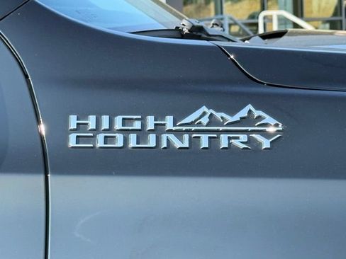 Used 2023 Chevrolet Tahoe High Country AWD/4WD image 3