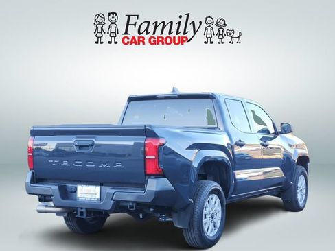 Used 2024 Toyota Tacoma SR RWD image 4