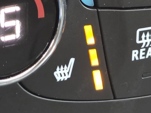 Used 2023 Chevrolet Traverse Premier w/ Redline Edition image 10