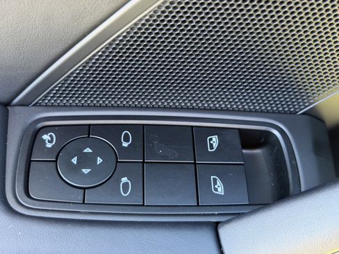 Certified 2025 Porsche 911 Carrera 4 GTS image 22