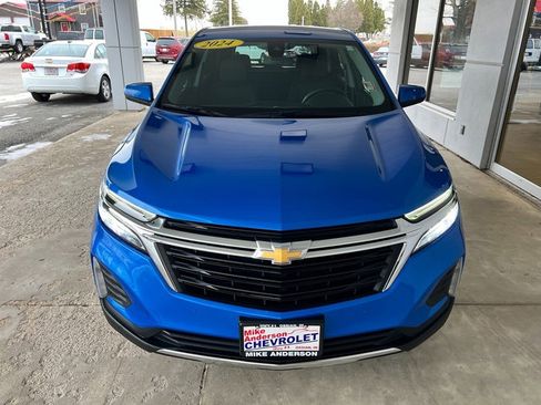 Used 2024 Chevrolet Equinox LT image 3