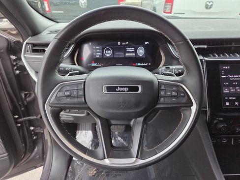 Used 2023 Jeep Grand Cherokee L Laredo RWD image 34