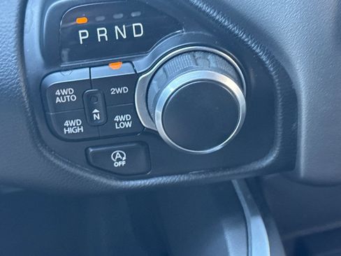 Used 2021 RAM 1500 Big Horn image 21