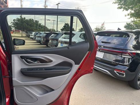 Used 2022 GMC Terrain SLT AWD/4WD image 15