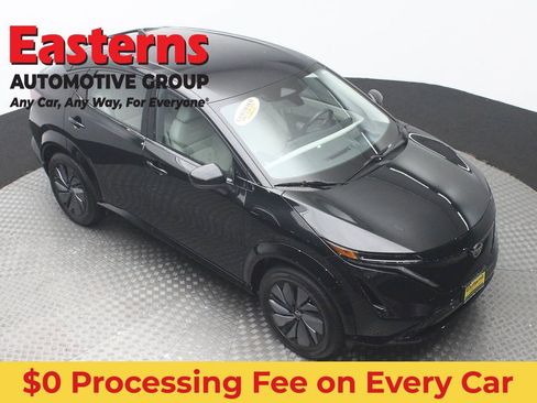 Used 2023 Nissan Ariya AWD image 3