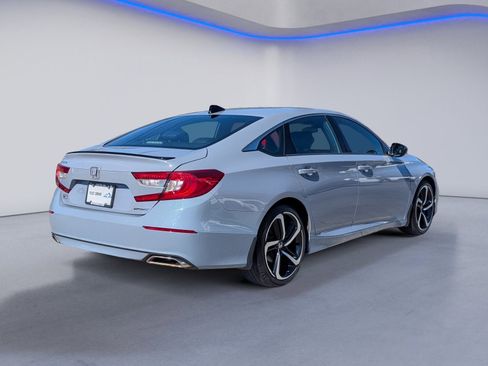 Used 2022 Honda Accord Sport image 5