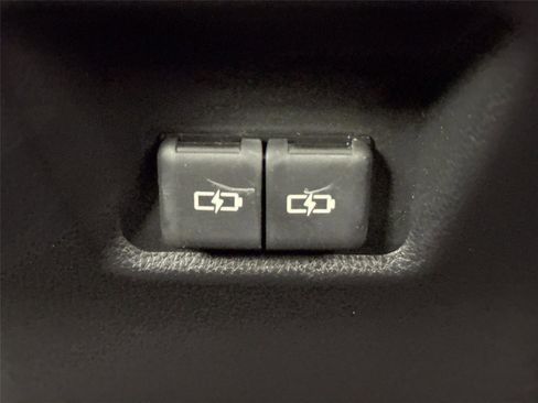 Certified 2023 Toyota RAV4 XLE image 35