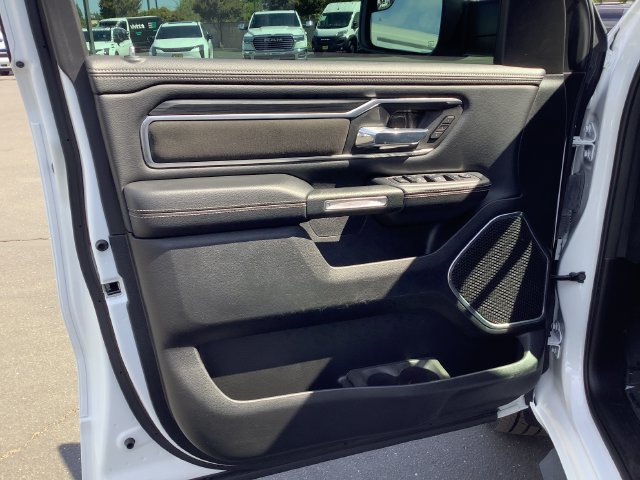 Used 2023 RAM 1500 Laramie AWD/4WD image 9