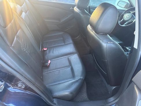 Used 2010 Nissan Altima 2.5 SL w/ Convenience Pkg image 16