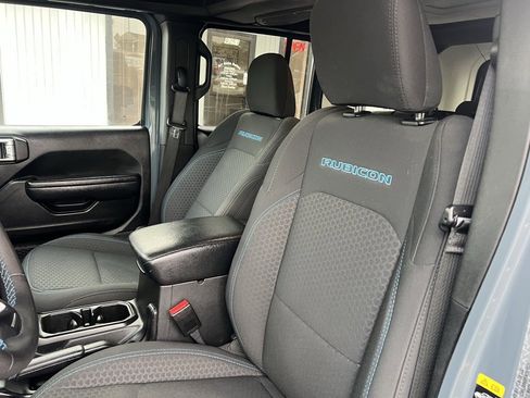 Used 2024 Jeep Wrangler Unlimited Rubicon 4xe image 22