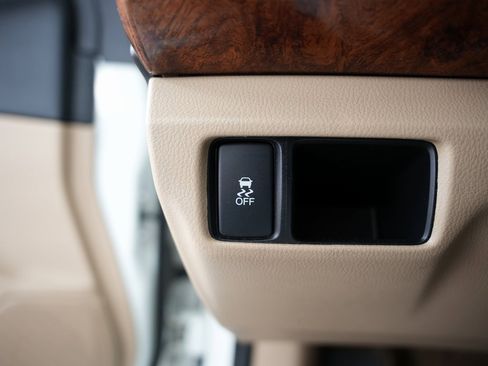 Used 2011 Honda Accord EX-L image 46