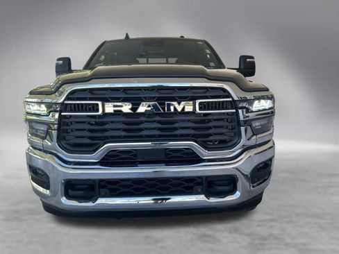 Used 2025 RAM 2500 Tradesman AWD/4WD image 10