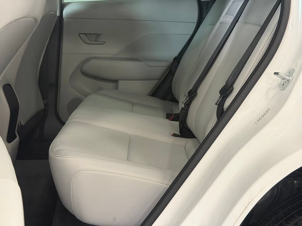 Certified 2024 Hyundai Kona SE AWD/4WD image 21