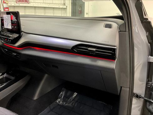 Used 2021 Volkswagen ID.4 Pro image 20