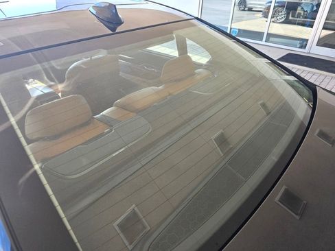 Used 2020 BMW 740i w/ Premium Package image 21