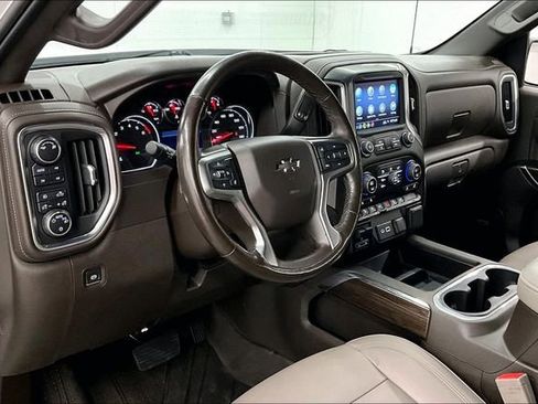 Used 2019 Chevrolet Silverado 1500 LT Trail Boss image 17