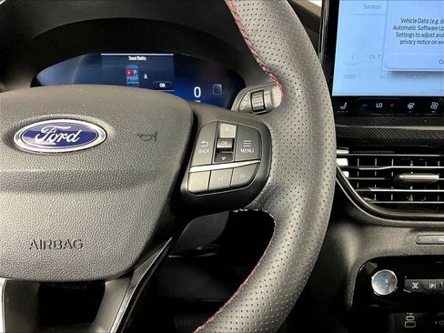 Used 2025 Ford Escape ST-Line Elite w/ Premium Technology Package AWD/4WD image 12
