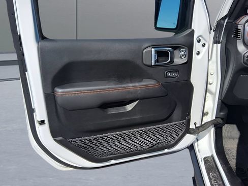 Used 2023 Jeep Gladiator Mojave w/ LED Lighting Group AWD/4WD image 25