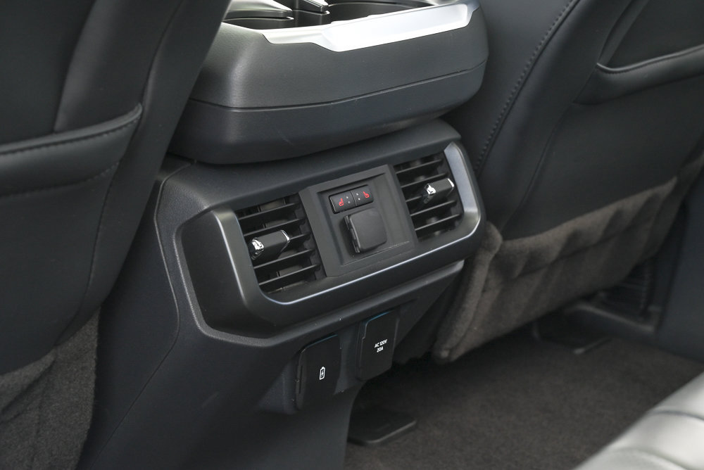 Used 2022 Ford F150 Raptor w/ Equipment Group 801A High AWD/4WD image 52