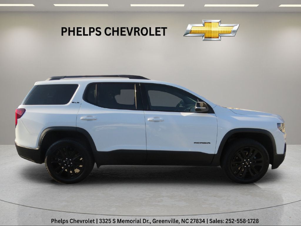 Certified 2023 GMC Acadia SLE w/ Driver Convenience Package FWD image 3